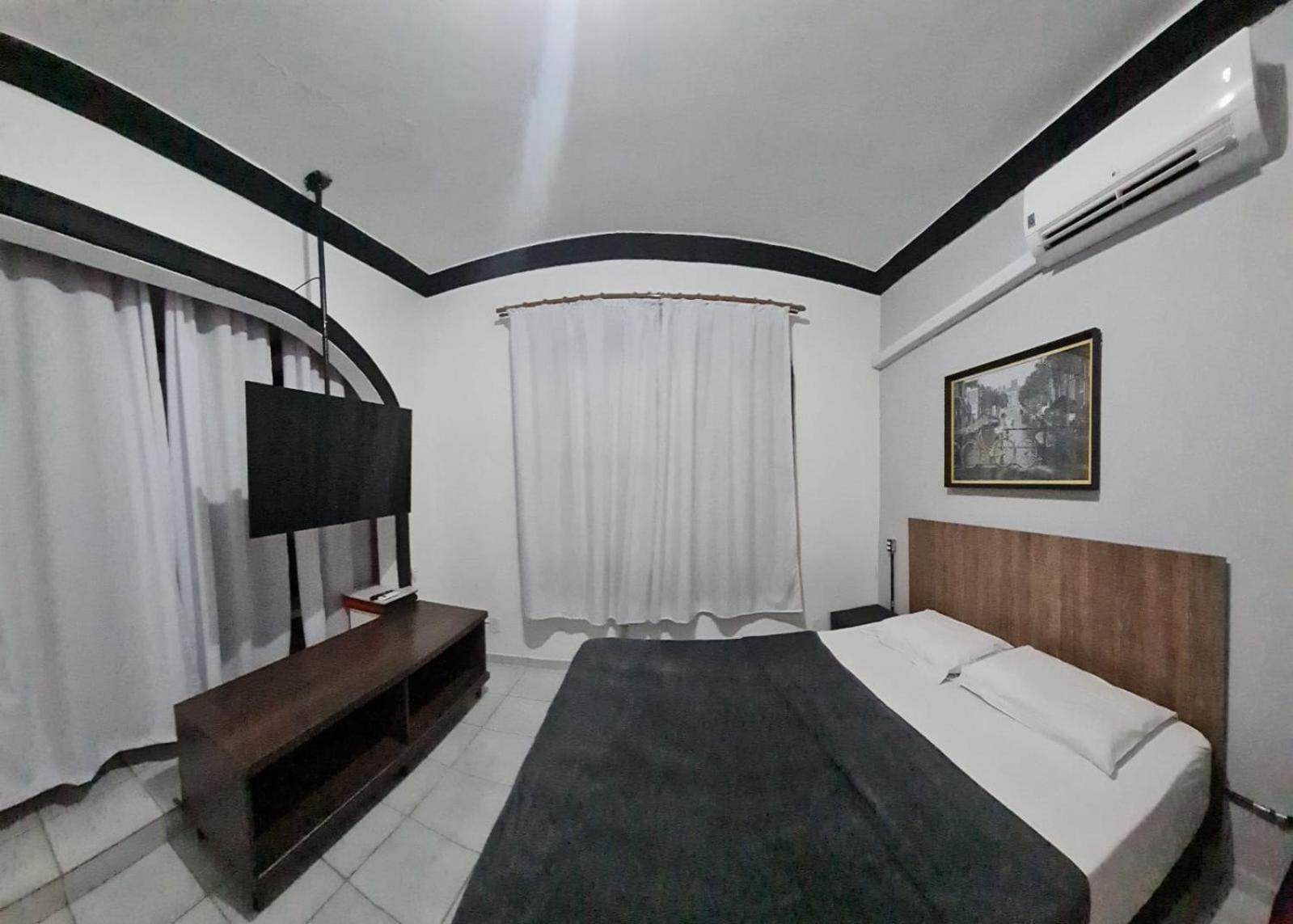 Pousada - Aqui Hostel Bragança Paulista エクステリア 写真