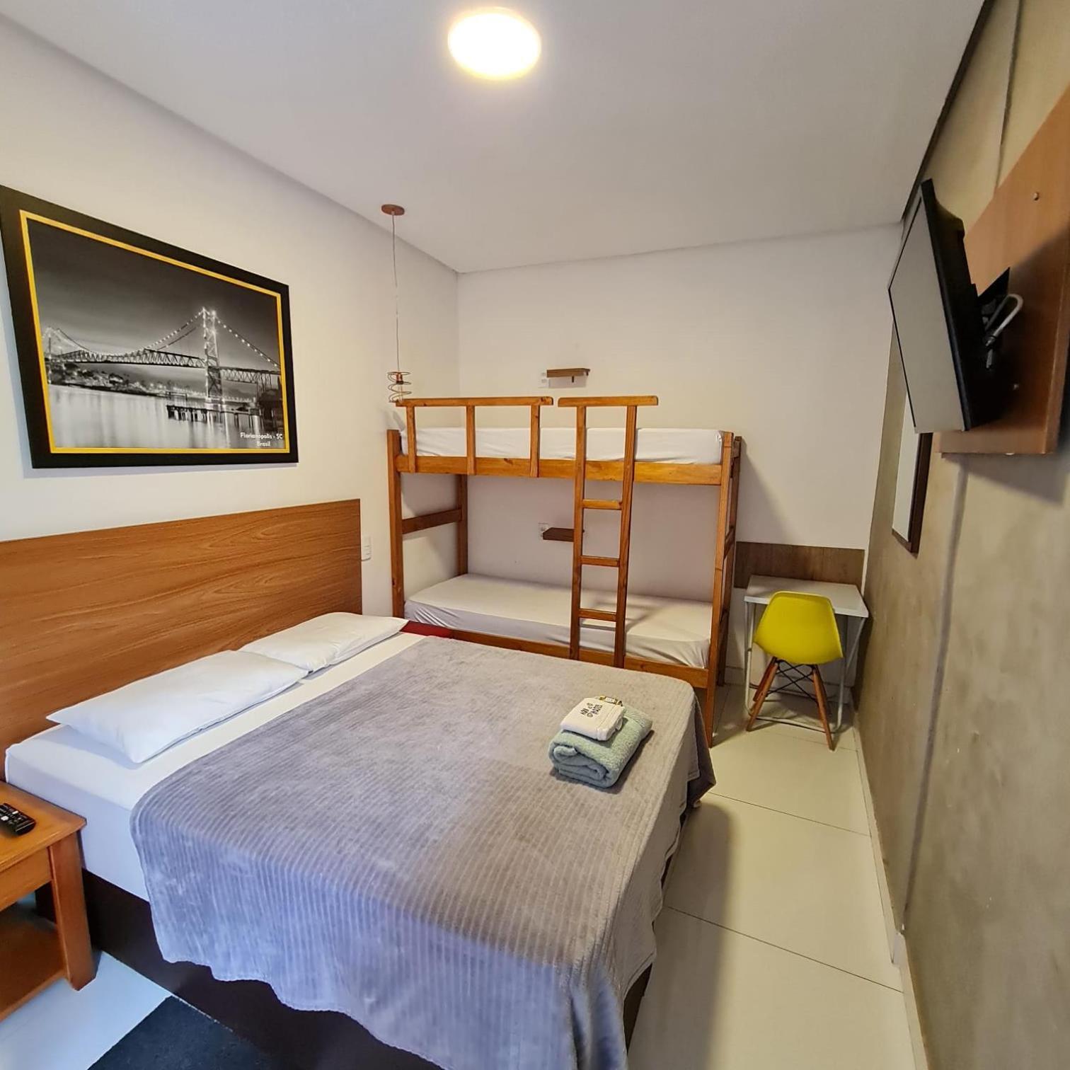 Pousada - Aqui Hostel Bragança Paulista エクステリア 写真