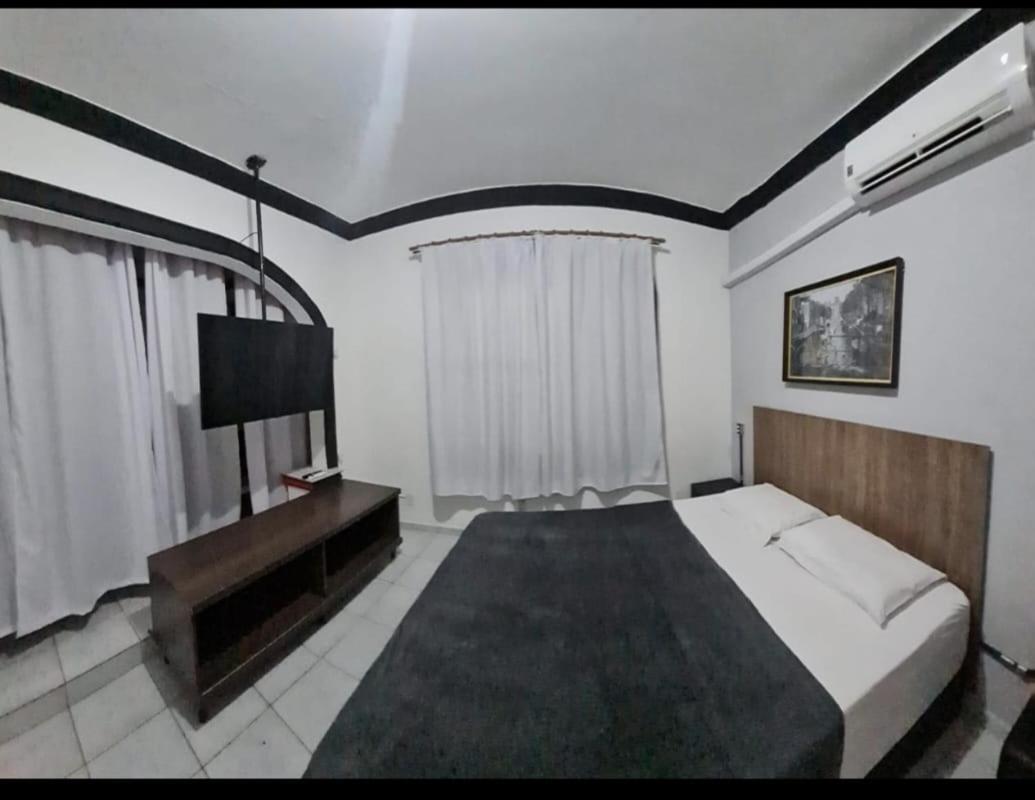 Pousada - Aqui Hostel Bragança Paulista エクステリア 写真